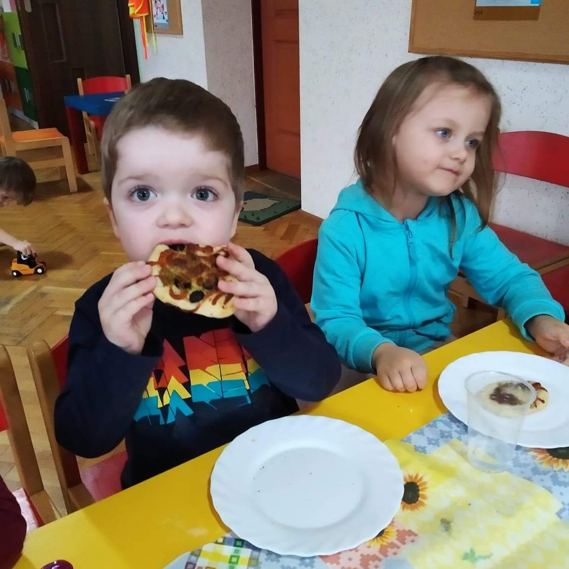 pizza74AABC1D4 5C43 5088 C763 C430AD50681A