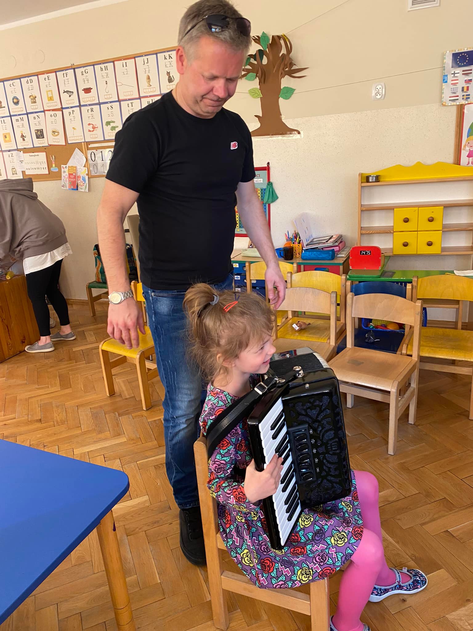 muzyczna630F0CE7E D566 2860 A4F8 F09F880F3381