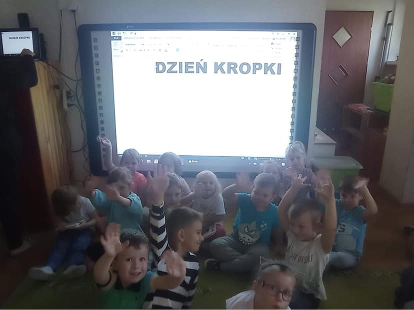 kropka5789E8B27 5A02 241C 982D 70923D34502B