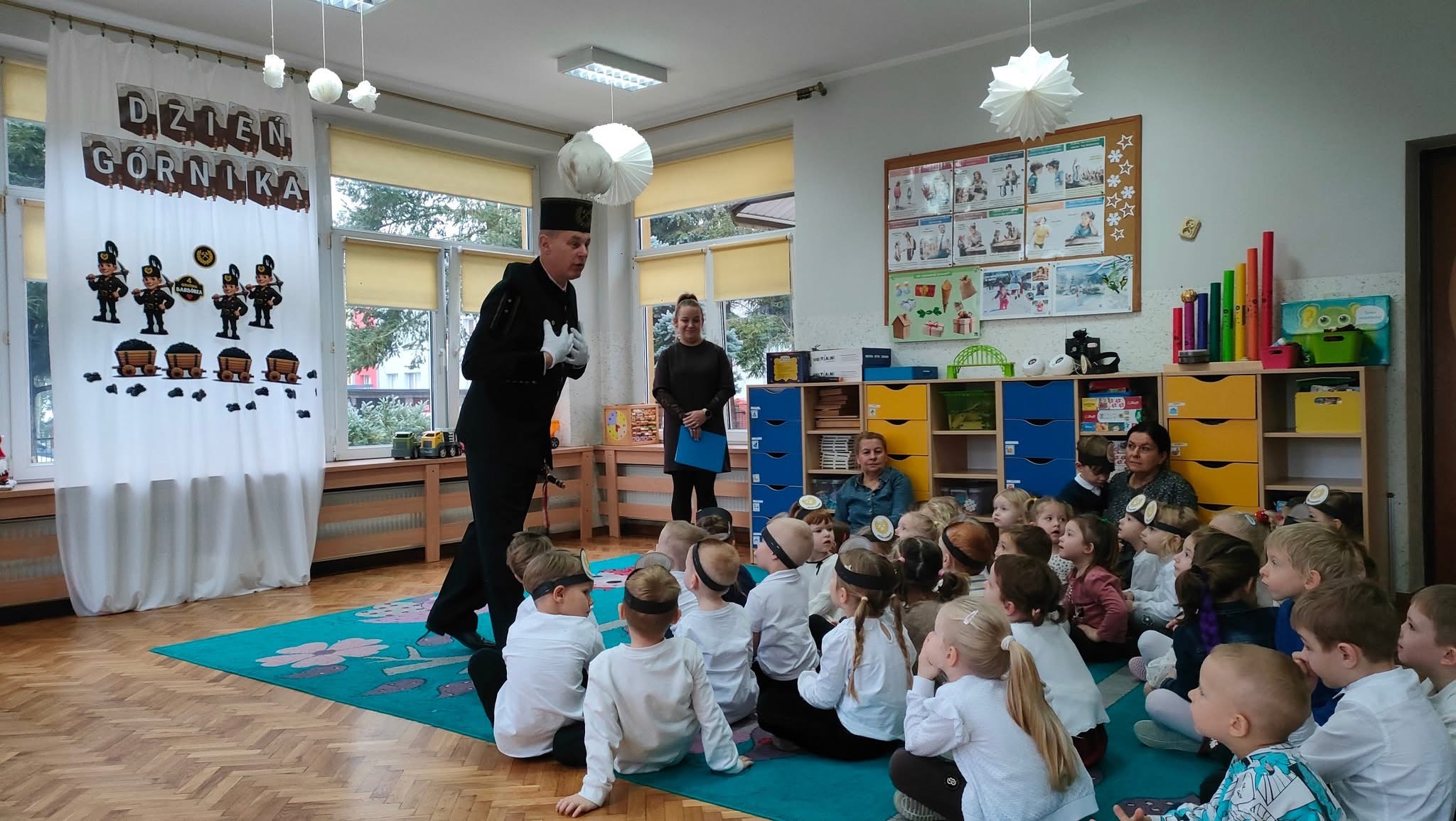 b153C93EC9 8DBC 4453 24BB 641DD0AA88AE